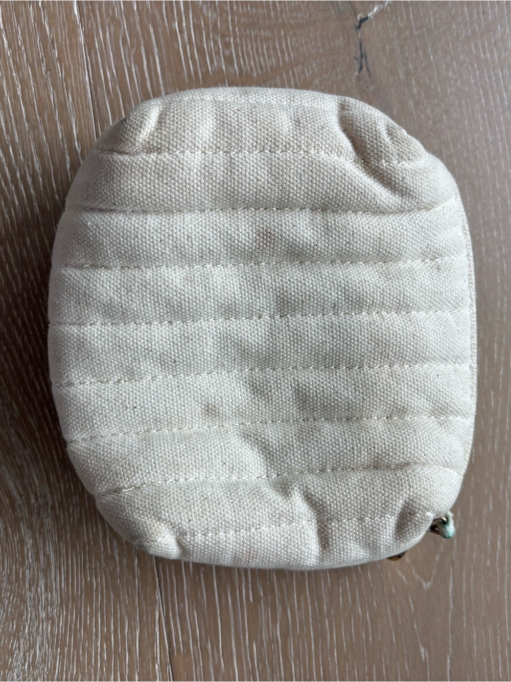 Chloé Cream Quilted Cosmetic Pouch - Picture 2 of 7